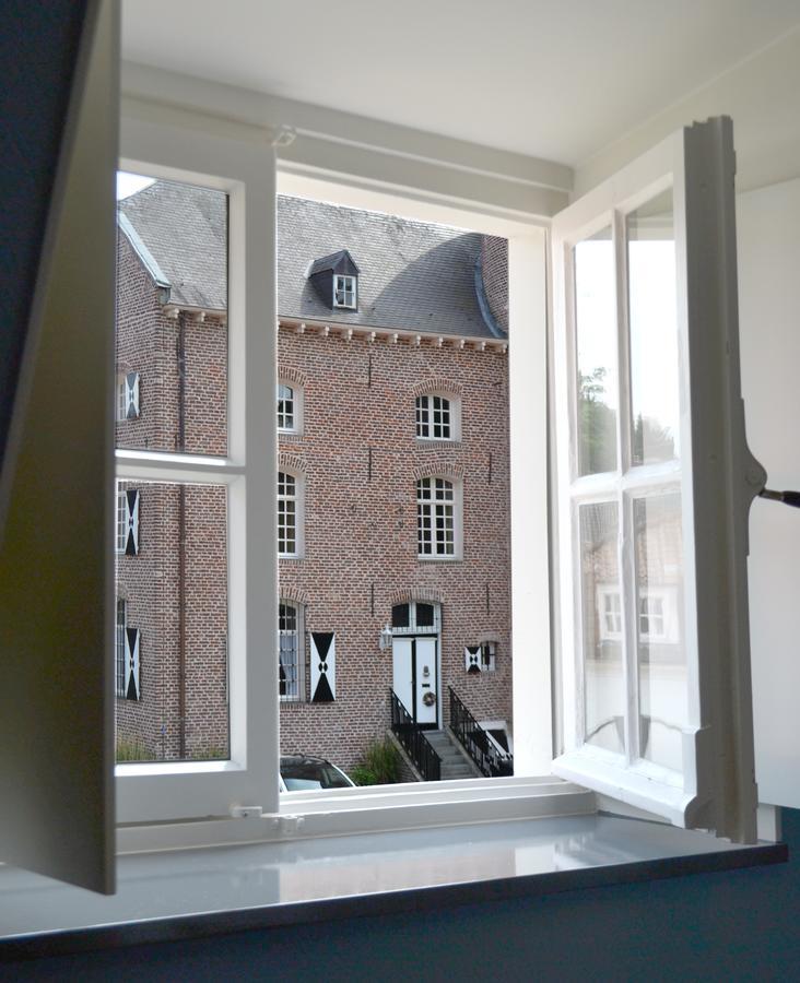 Kasteel Aldenghoor Bed & Breakfast Haelen Luaran gambar