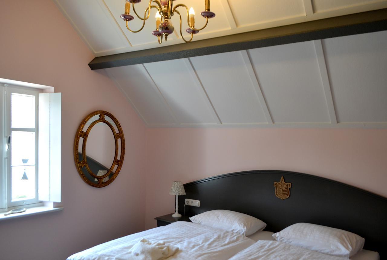 Kasteel Aldenghoor Bed & Breakfast Haelen Luaran gambar